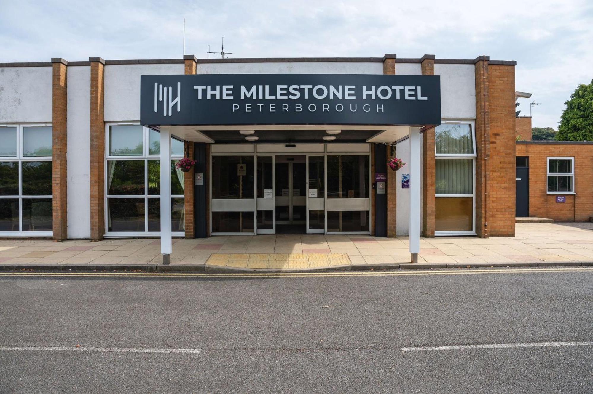 Milestone Peterborough Hotel A1M, Sure Hotel Collection By Best Western 스틸턴 외부 사진